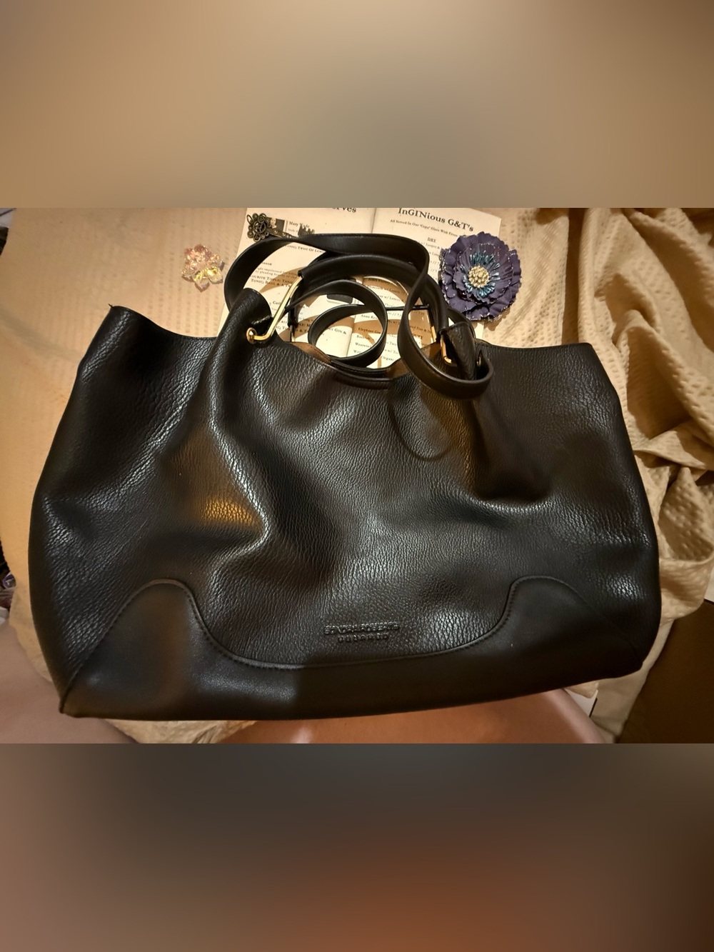 Sondra Roberts Squared Black Slouchy Hobo Tote Bag Gold Hardware